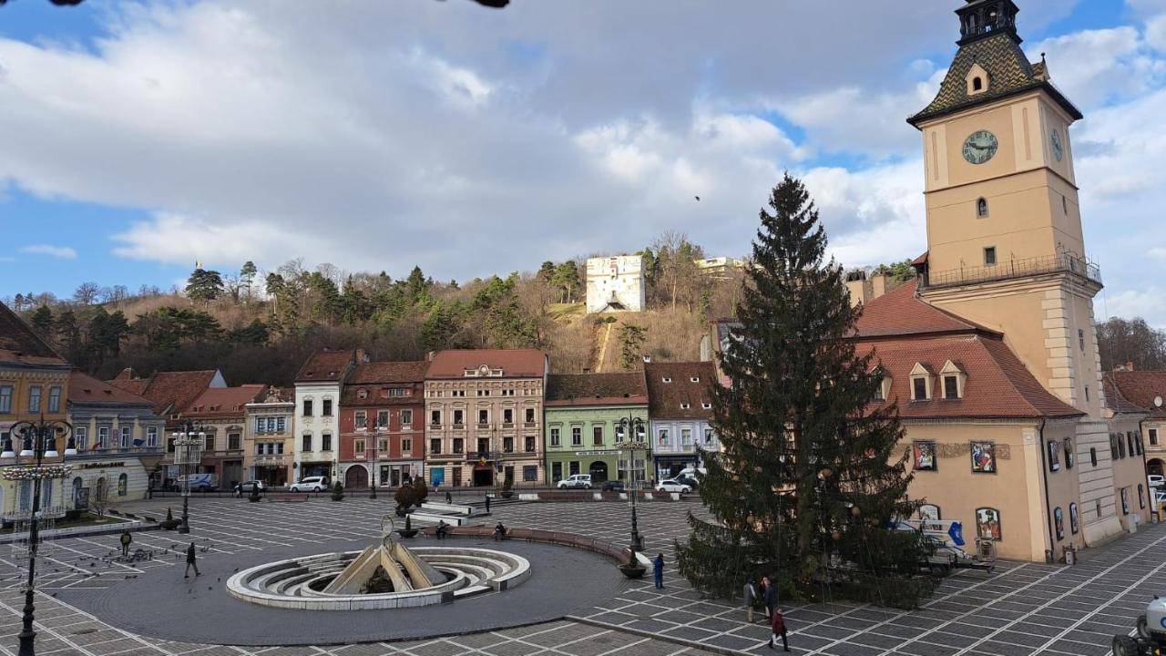 4 Rooms Piata Sfatului Brașov Exterior foto