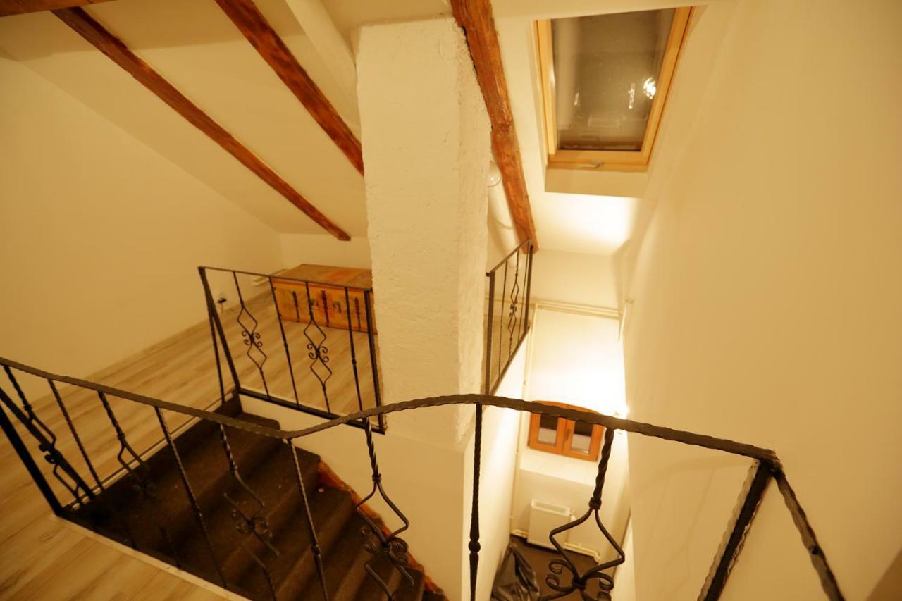 4 Rooms Piata Sfatului Brașov Exterior foto