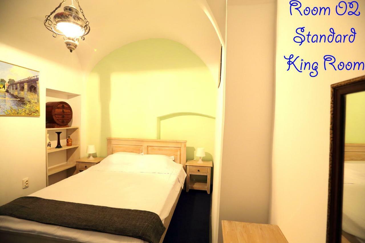 4 Rooms Piata Sfatului Brașov Exterior foto